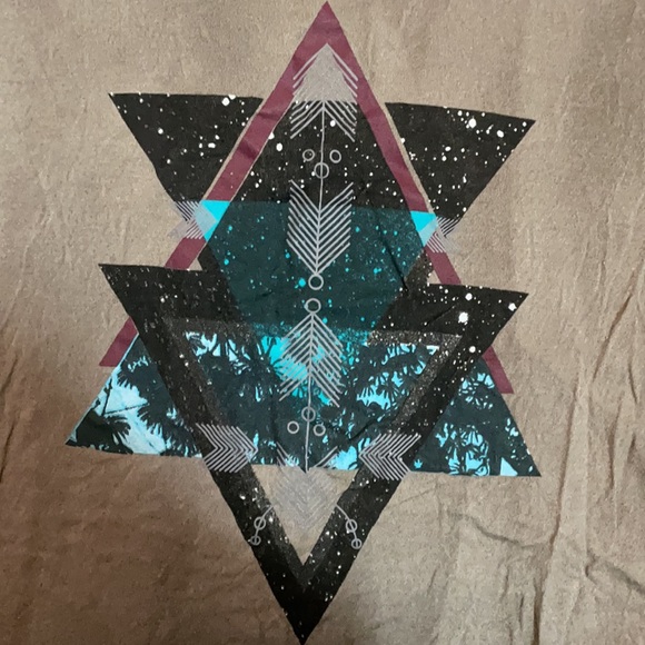 Billabong tshirt - Picture 2 of 3